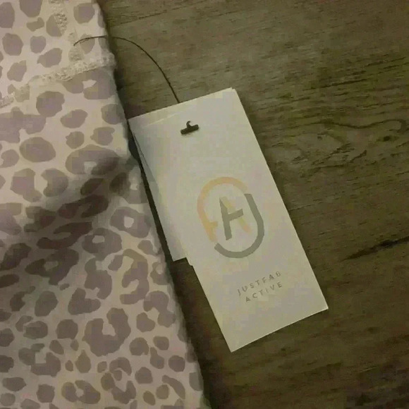 🌸NWT JUSTFAB Ladies Leggings - sz XL - Picture 2 of 3